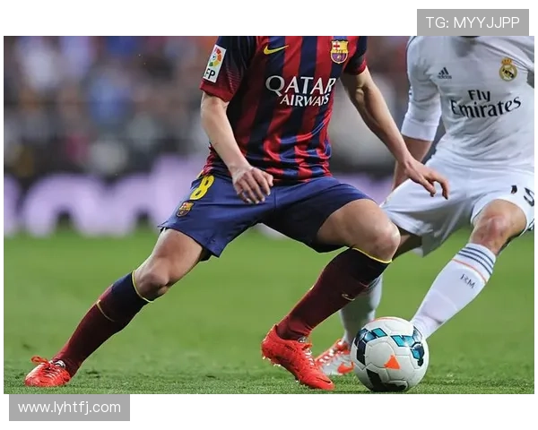 足球明星图案枕巾让你的休息时光充满激情与活力