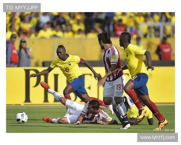 足球明星路人模仿视频引发热潮他们的搞笑表演让人捧腹大笑 足球明星路人模仿视频引发热潮他们的搞笑表演让人捧腹大笑