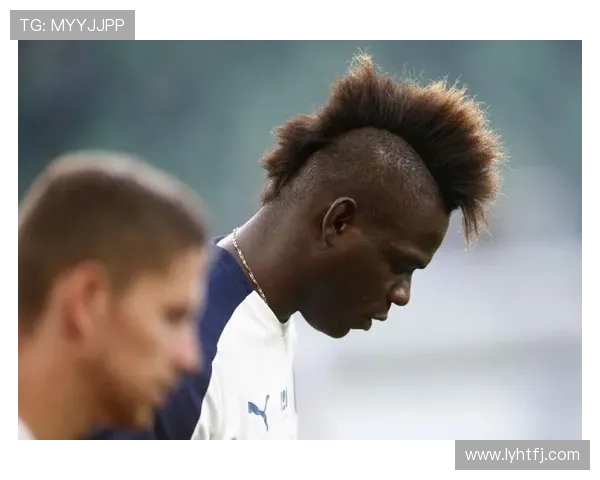 剪足球明星同款发型让你瞬间变身球场焦点的秘诀分享